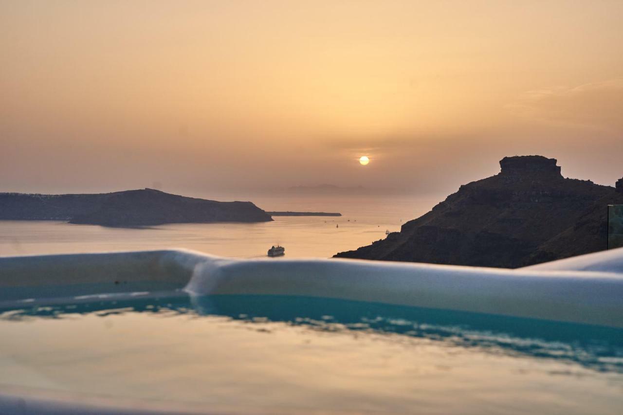 Mirabo Villas (Adults Only) Firostefani Bagian luar foto